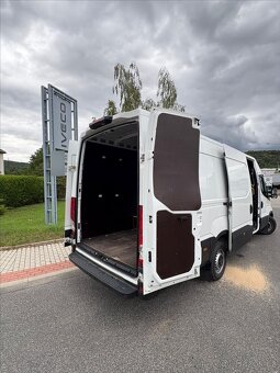 Iveco Daily 3,0 35S18HA8V 16cm3 (2022) - 9