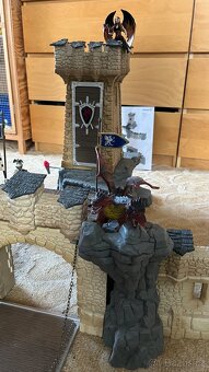 Schleich Velký rytířský hrad s příslušenstvím - 9