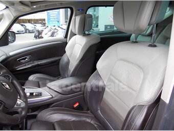 RENAULT Espace V dCi 160 INITIALE PARIS EDC 7 míst 04/2018 - 9