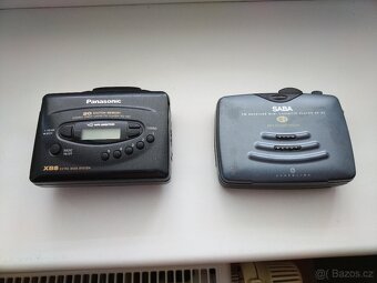 Dva walkmany. Panasonic a Saba - 9