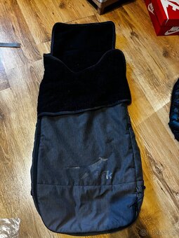 Prodám kočárek TFK s originálním batohem a fusakem - 9