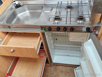 BURSTNER VENTANA pro 4. 2+2. Stan. 1300kg.100km/h - 9