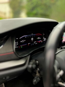 Octavia RS 2.0TDI 147kw dsg - 9
