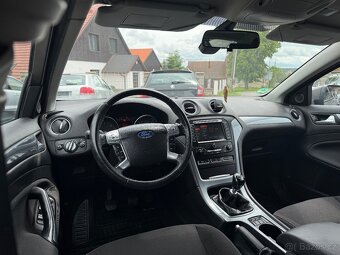 Ford Mondeo 2.0tdci 103kw combi (2012) 2.majitel - 9