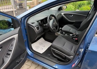 Hyundai i30 1,6CRDi Top stav výhřev volant nafta - 9