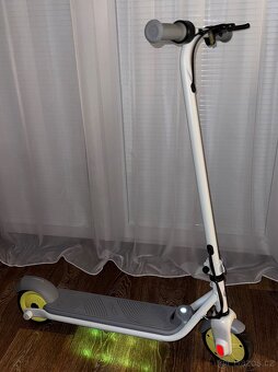 Ninebot eKickScooter ZING C10 Dětská elektrokoloběžka 8-14 - 9