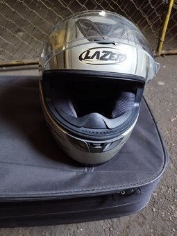 Překlopná přilba Shark - 9