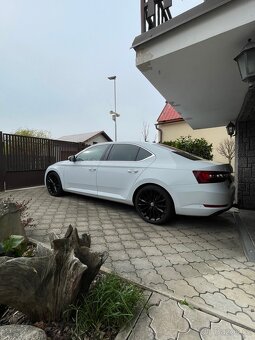 Škoda Superb L&K 140kw 4x4 2019 - 9