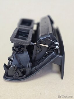 Odkládací schránka Škoda Octavia II - 9