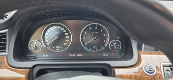 BMW 550i GT F07 - 9