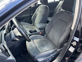 VW Golf 8 VIII variant 2.0 TDI DSG STYLE 2022 - 9