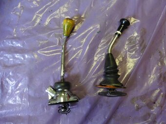 VW Brouk - uzamykatelná řadící páka - 9