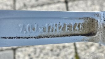ALU KOLA AUDI 17 VC PNEU 225/50 R17 - 9