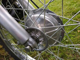 Yamaha dt 400 - 9