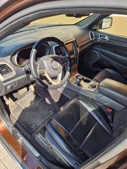 Jeep Grand Cherokee 3.0 V6 SUMMIT - 9