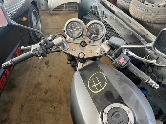 Suzuki GS500 - 9