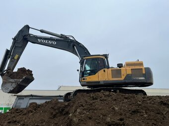 Volvo EC380 DL - 9