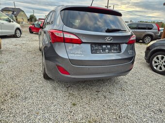 Hyundai i30 cw - 9