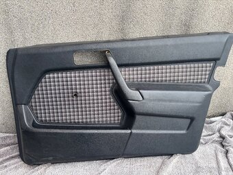 Mercedes 190 w201 Sportline interiér - 9