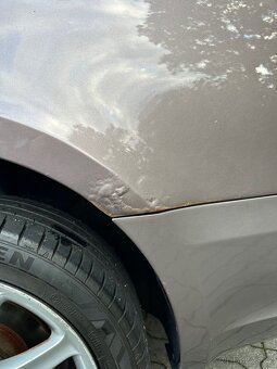 Škoda Superb II 2.0 TDI (2010) - 9