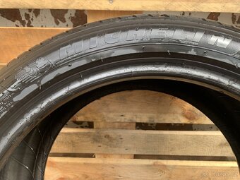 1ks 255/40/19/Michelin Primacy 4/2022/100W - 9