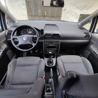 Volkswagen Sharan 1.9 tdi - 9
