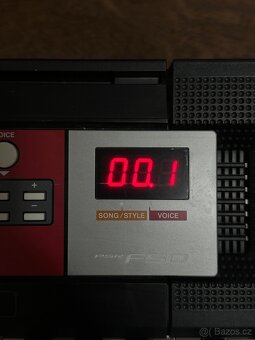 Klávesy YAMAHA PSR F50 - 9