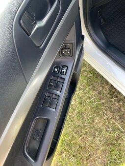 Mitsubishi Lancer sportback - 9