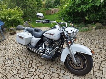 Harley Davidson ROAD KING - 9