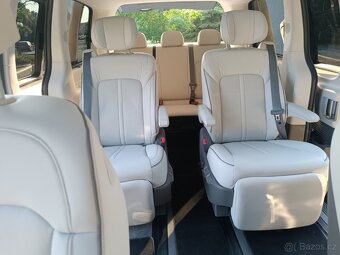 Hyundai Staria Luxury - 9