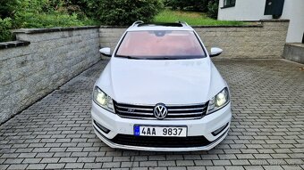 VOLKSWAGEN PASSAT R-Line 2.0 TDI 130 kW DSG PANORAMA - 9