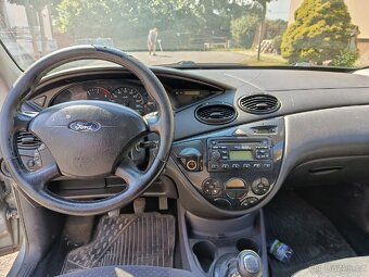 Ford Focus 1.8 TDCi - 9