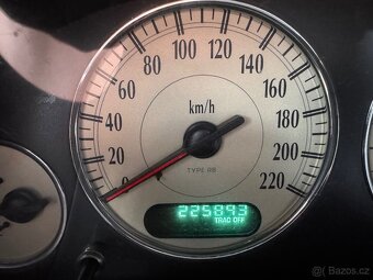 Chrysler Voyager 2.5 crdi - 9