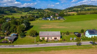 Rodinný dům s velkou zahradou, 2x garáž – Vlčice u Trutnova - 9