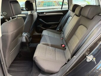VW Passat B8 Variant 2.0 TDI 110kW DSG - záruka Autodraft - 9