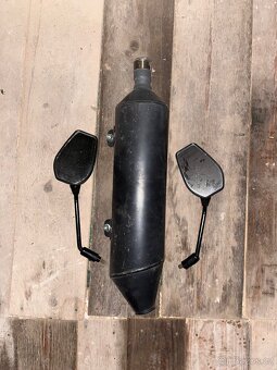 UM DSR 125 EX 2022 - 9