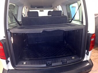 ​VW Caddy Maxi 2.0 TDI 7 MÍST - 9