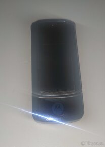 Motorola KRZR K1 modrá použitá - 9