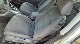 Volkswagen Golf 1.6 MPi - DSG - 9