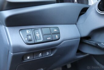 Hyundai IONIQ PHEV Plug-in Hybrid - 9