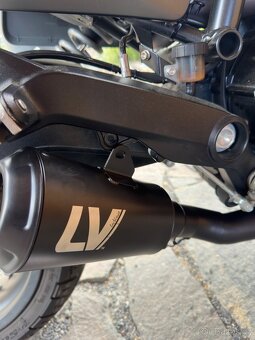 Leo Vince LV 10 - Full Black Ducati Scrembler Desert - 9