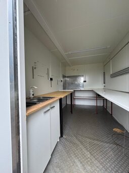 Pojízdný stánek, foodtruck - 9