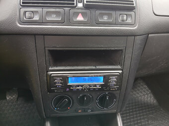 Volkswagen Golf 1.4 16V - 9