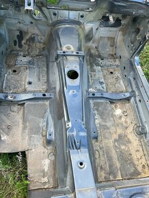BMW E36 Cabrio skelet určený na výřezy - 9