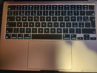 Macbook Air M2 8/256GB v záruce - 9