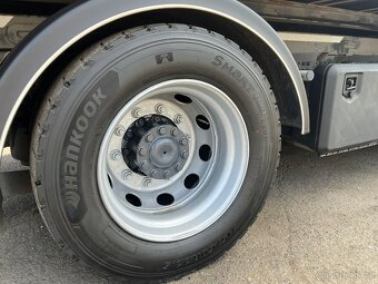 Mercedes-Benz ACTROS 1843 BDF AUTOMAT EURO VI Dhollandia DHS - 9