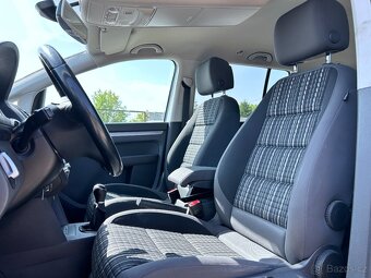Volkswagen Touran CROSS 2,0 TDI - 9