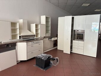 Prodám luxusní kuchyň Miele Bílá plný lásky provance - 9