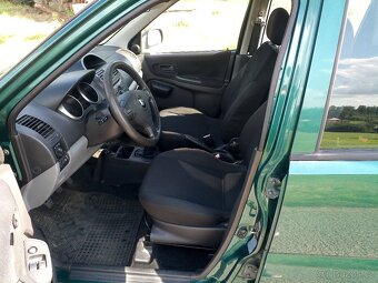 Suzuki Ignis 1.3 - 9
