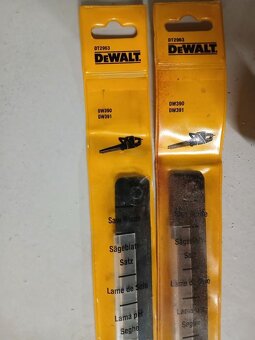 Dewalt Alligator pila DW 390 na pórobeton + náhradní listy - 9